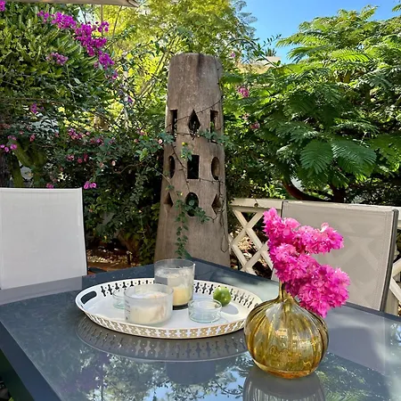 Διαμέρισμα Cosy Ocean View & Garden *