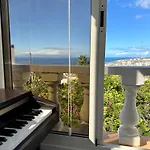 Cosy Ocean View & Garden Apartament