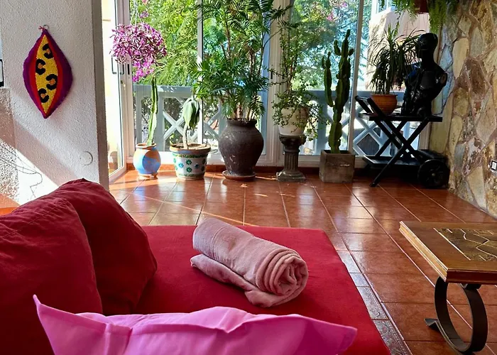 Cosy Ocean View & Garden Διαμέρισμα *