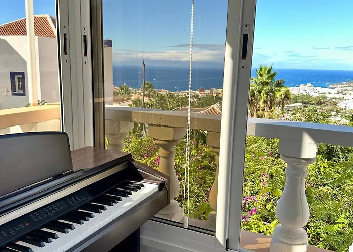 Cosy Ocean View & Garden Costa Adeje (Tenerife)