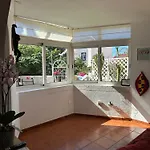 Apartment Cosy Ocean View & Garden