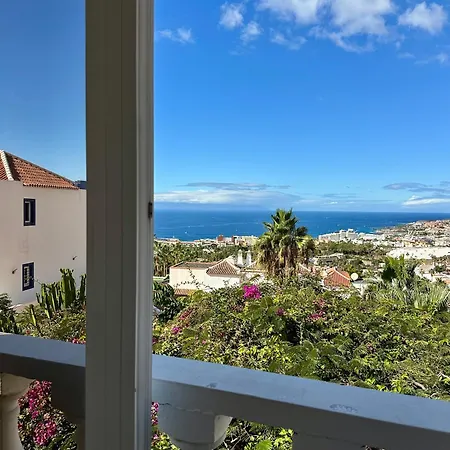 Cosy Ocean View & Garden